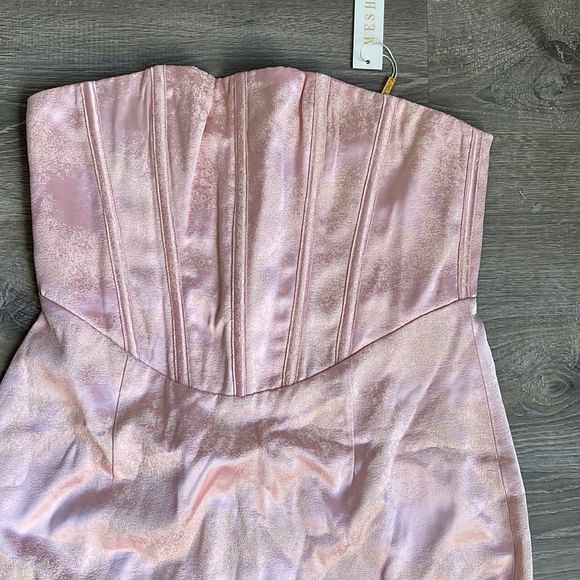 NEW meshki tina strapless corset dress in pink - Picture 5 of 9